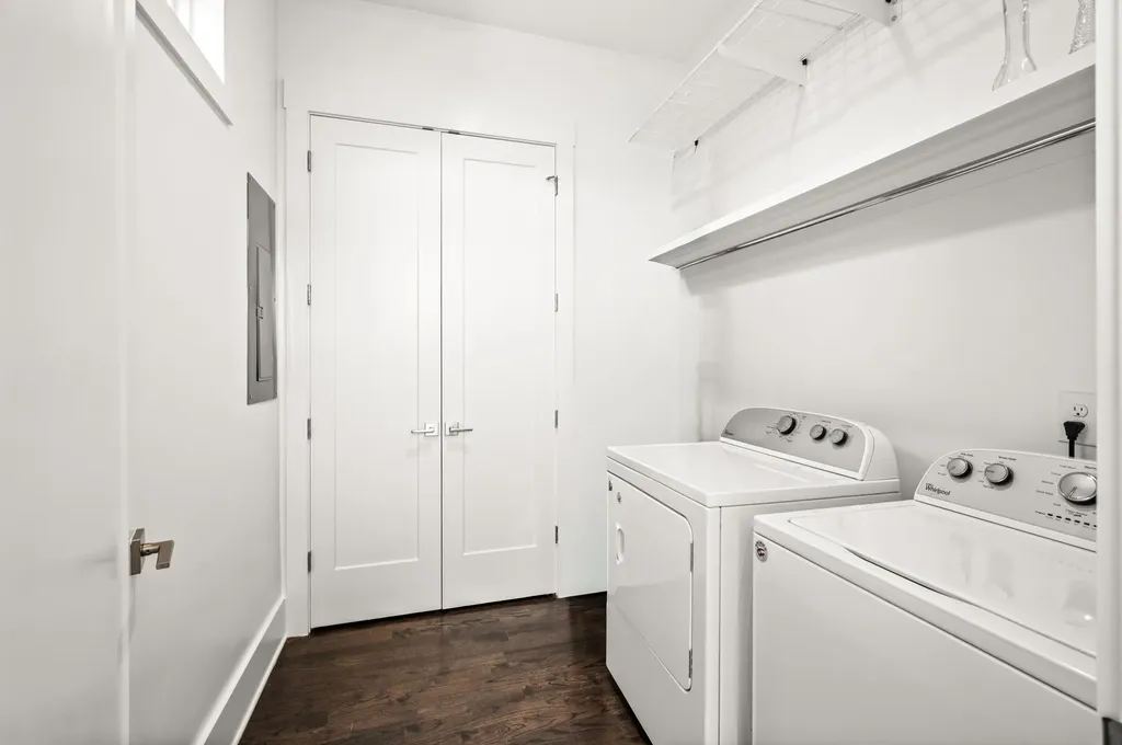 1000 Free Silver Road Nashville TN 37207