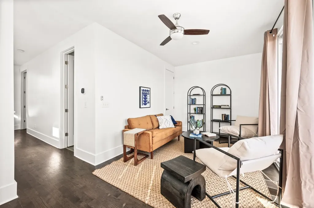 1000 Free Silver Road Nashville TN 37207