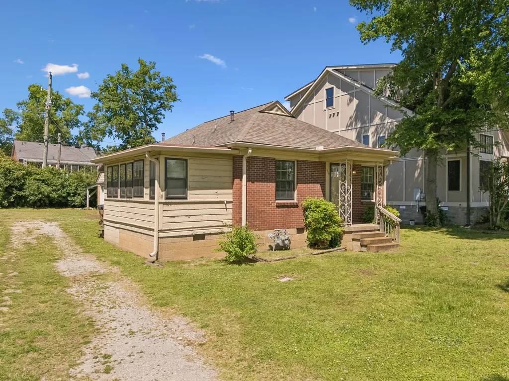 2110A W Linden Avenue Nashville TN 37212