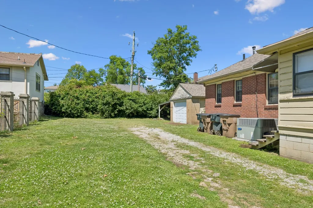 2110A W Linden Avenue Nashville TN 37212