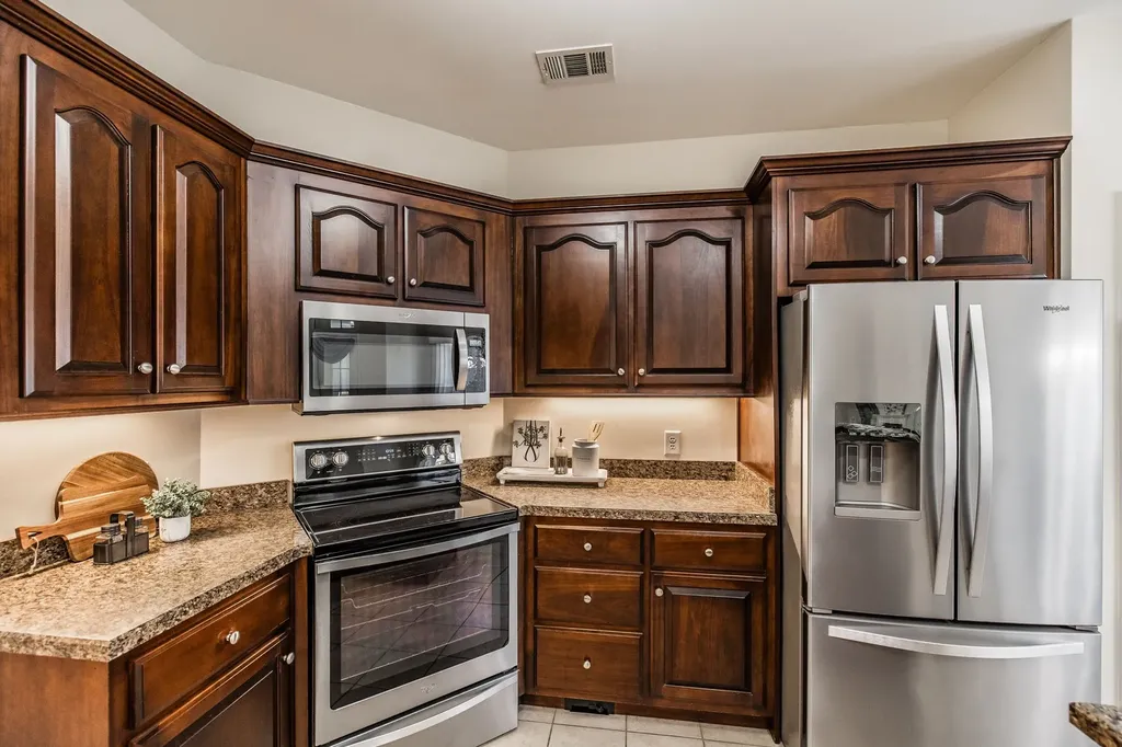 4037 Brimestone Way Greenbrier TN 37073