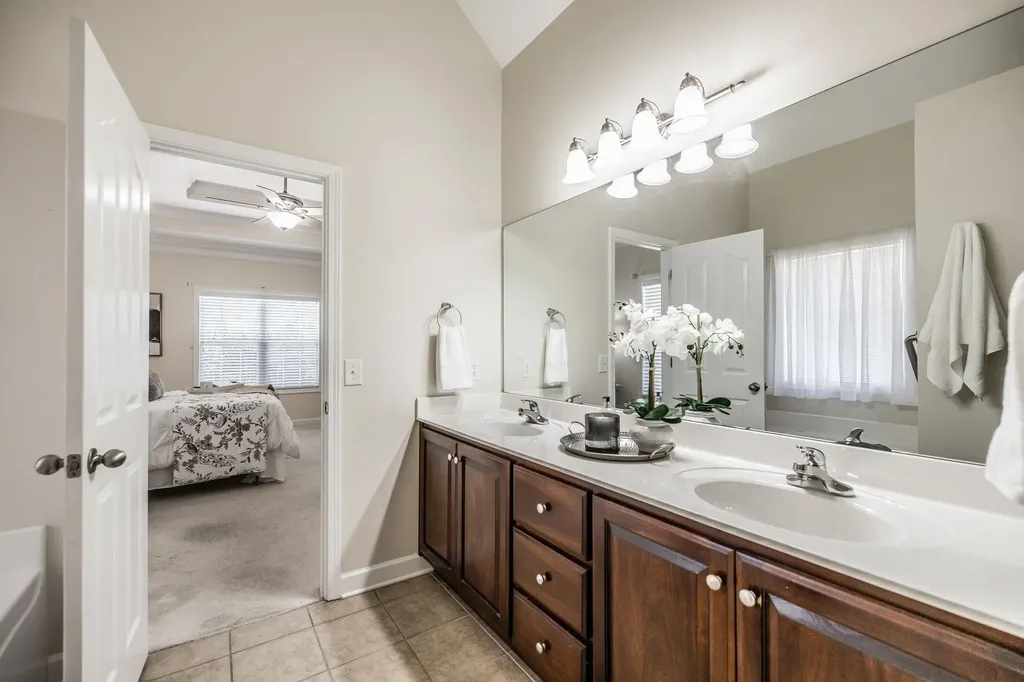 4037 Brimestone Way Greenbrier TN 37073