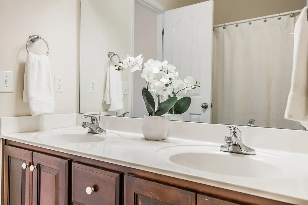 4037 Brimestone Way Greenbrier TN 37073