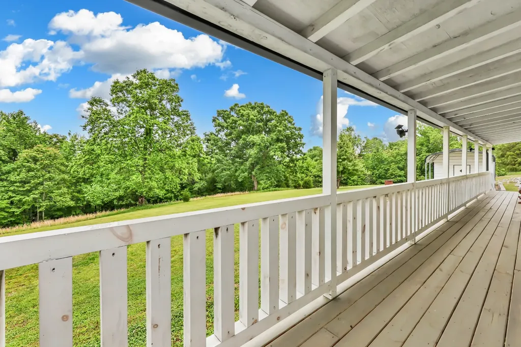 3467 Luther Ragan Road Palmyra TN 37142