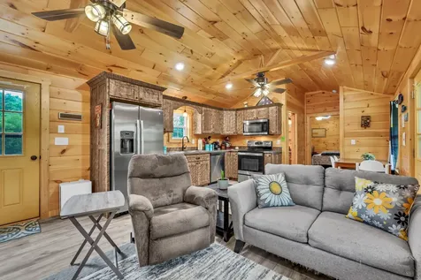 3467 Luther Ragan Road Palmyra TN 37142