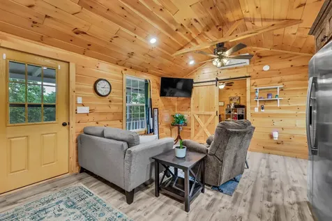 3467 Luther Ragan Road Palmyra TN 37142