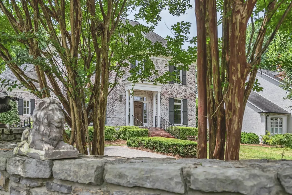 3205 Woodlawn Drive Nashville TN 37215