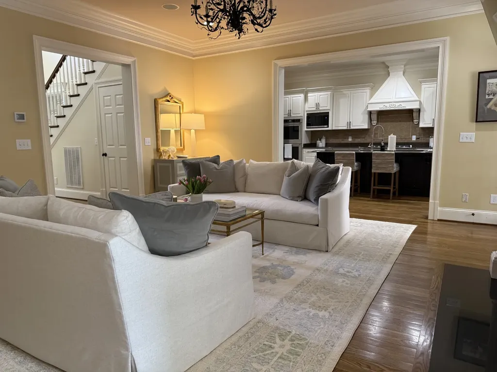 3205 Woodlawn Drive Nashville TN 37215