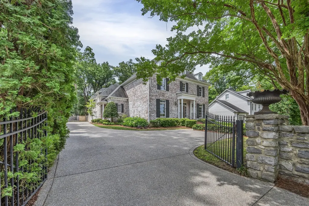 3205 Woodlawn Drive Nashville TN 37215