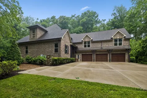 129 Timber Hills Road Hendersonville TN 37075