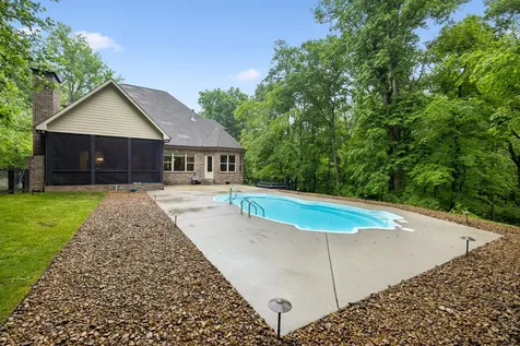 129 Timber Hills Road Hendersonville TN 37075