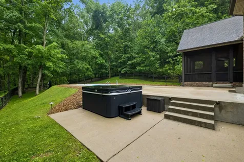 129 Timber Hills Road Hendersonville TN 37075