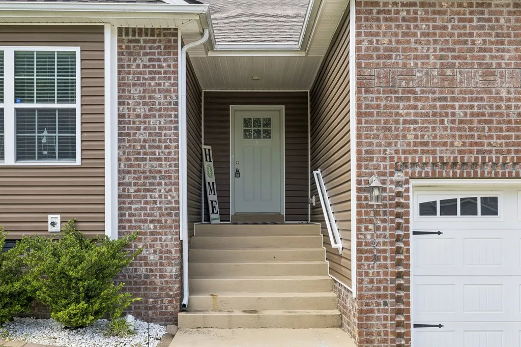 1149 Racker Drive Clarksville TN 37043