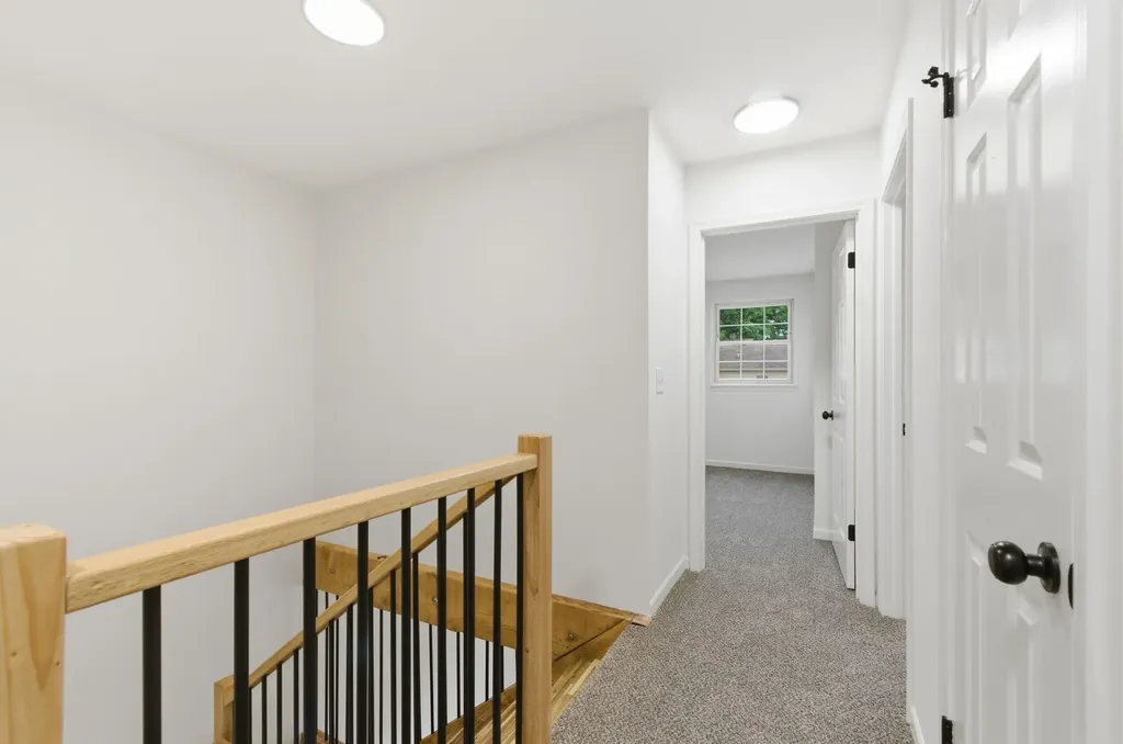 8207 Sawyer Brown Road Nashville TN 37221