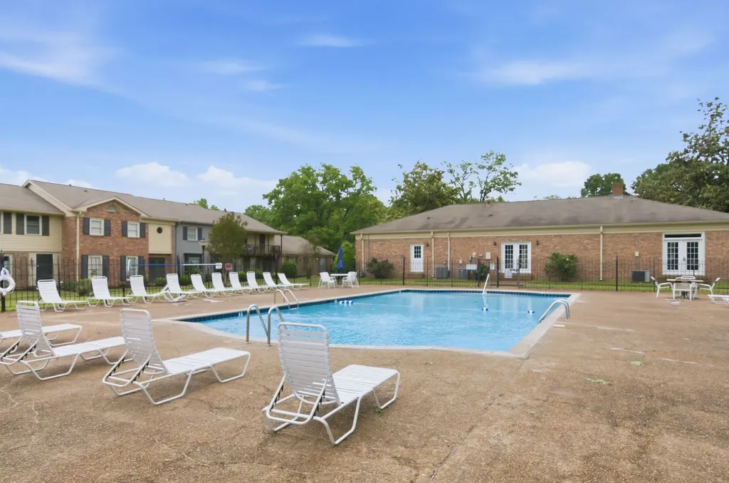 8207 Sawyer Brown Road Nashville TN 37221