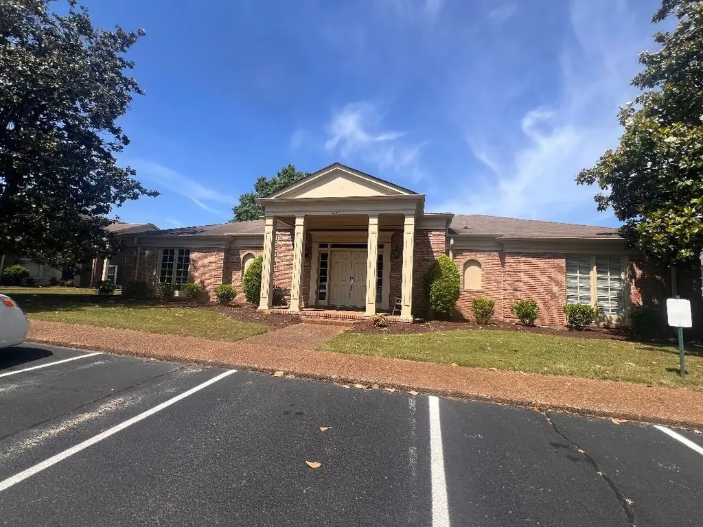 8207 Sawyer Brown Road Nashville TN 37221