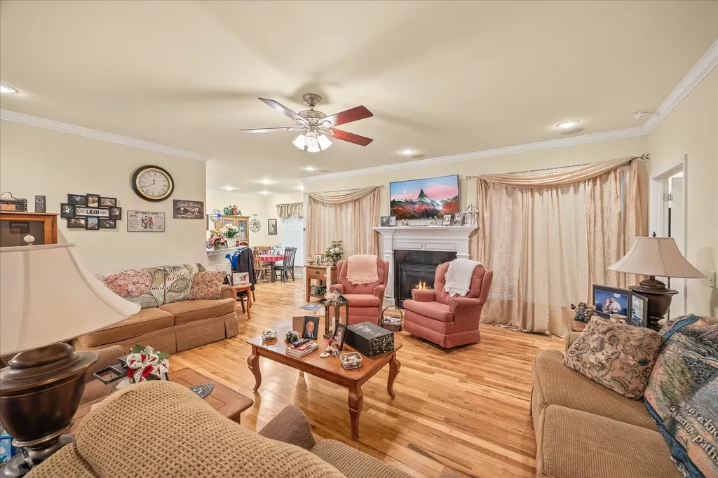 1323 Buckingham Place Cookeville TN 38501