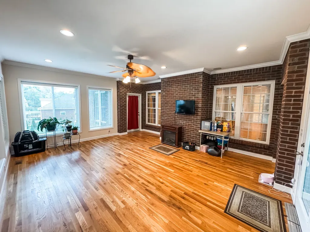 1323 Buckingham Place Cookeville TN 38501