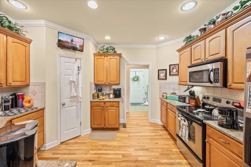 1323 Buckingham Place Cookeville TN 38501