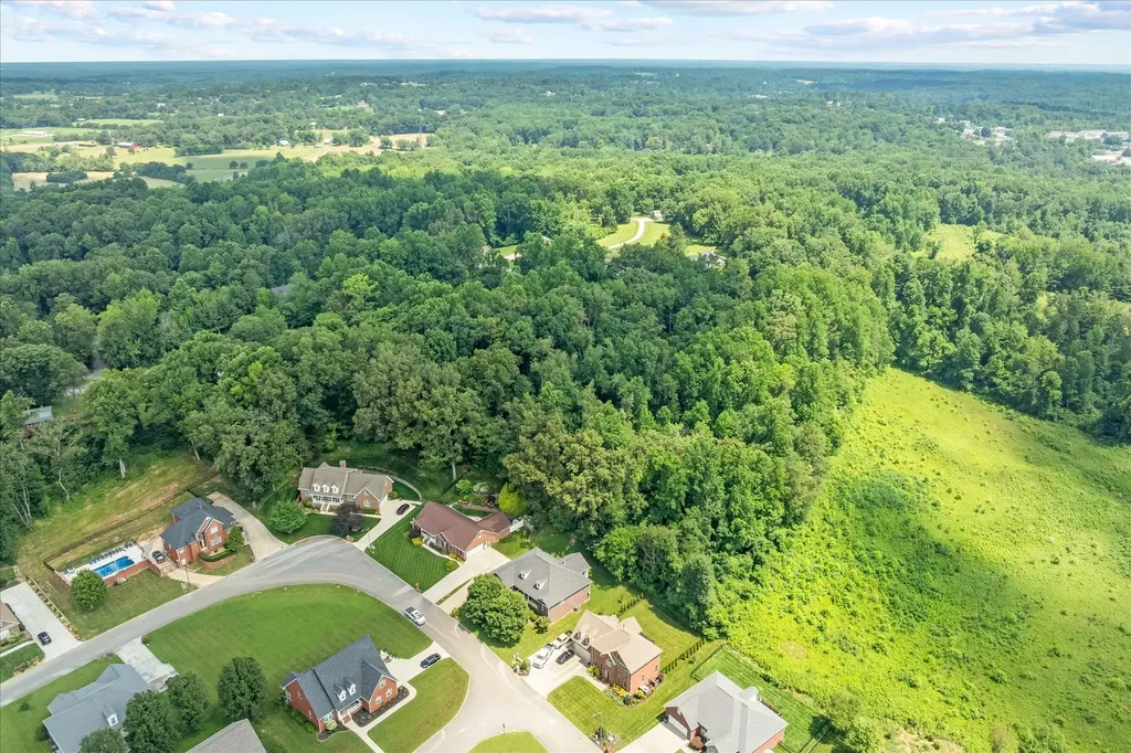1323 Buckingham Place Cookeville TN 38501