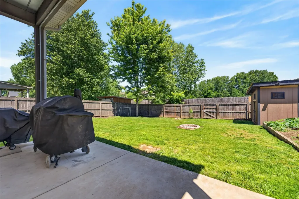 721 Cavalier Drive Clarksville TN 37040
