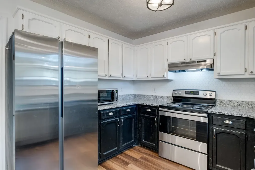 308 Oakdale Drive White House TN 37188