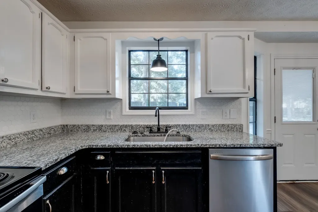 308 Oakdale Drive White House TN 37188