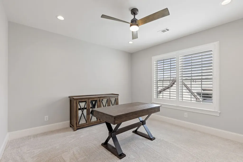 405 Flag Court Gallatin TN 37066