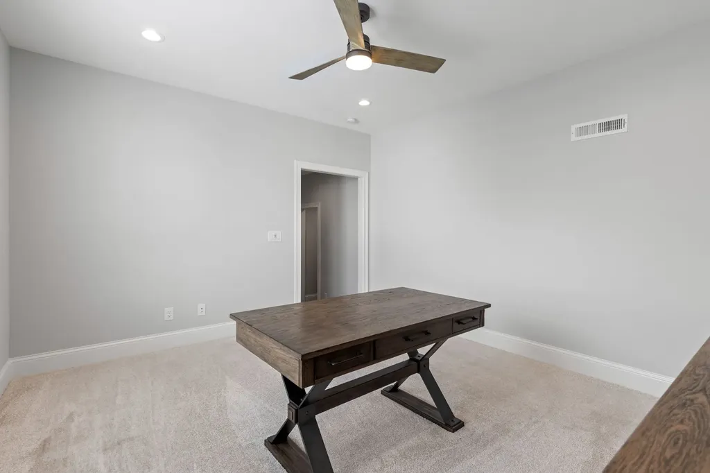 405 Flag Court Gallatin TN 37066
