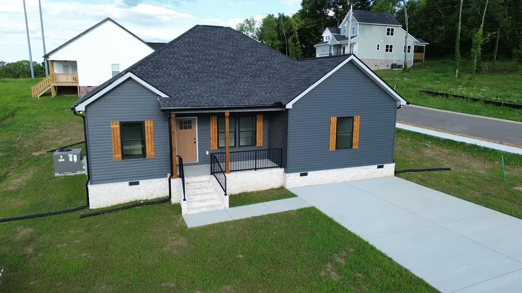 85 Rolling Meadows Avenue Hartsville TN 37074
