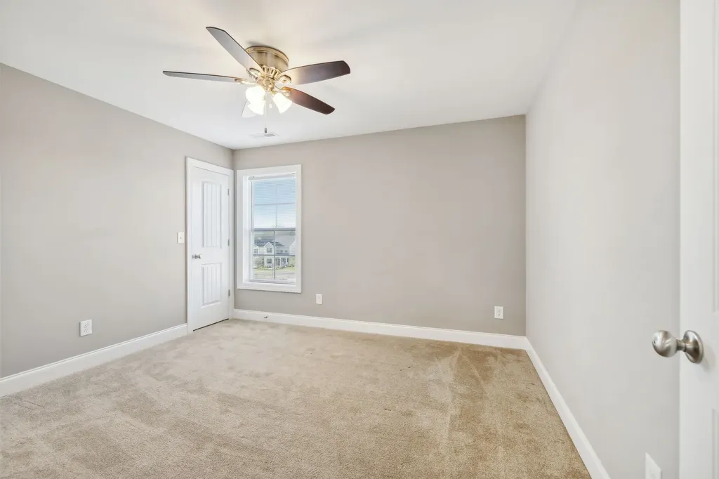 927 Sutton Cove Columbia TN 38401