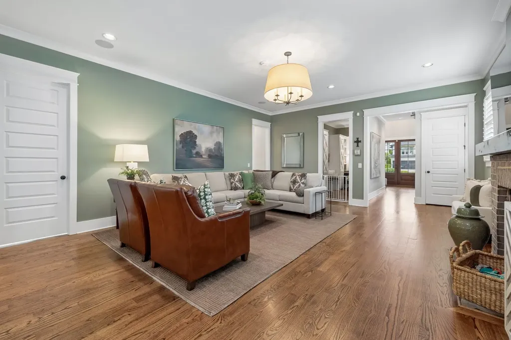 3410 Benham Avenue Nashville TN 37215