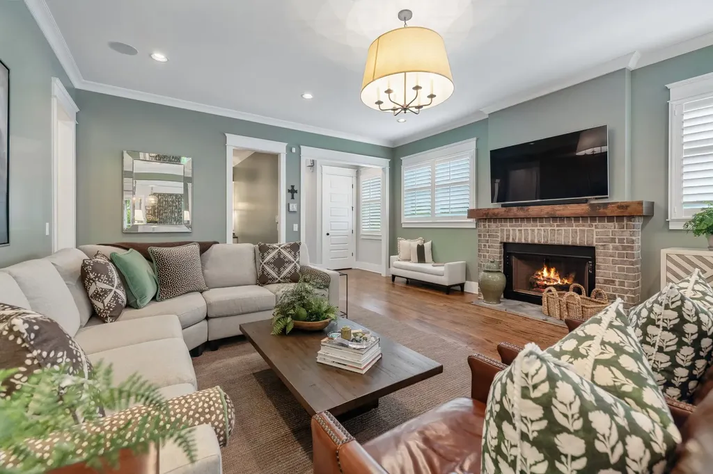 3410 Benham Avenue Nashville TN 37215