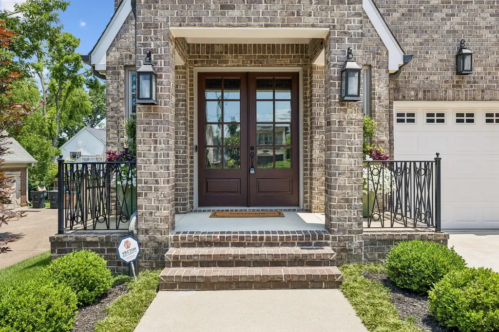 3410 Benham Avenue Nashville TN 37215