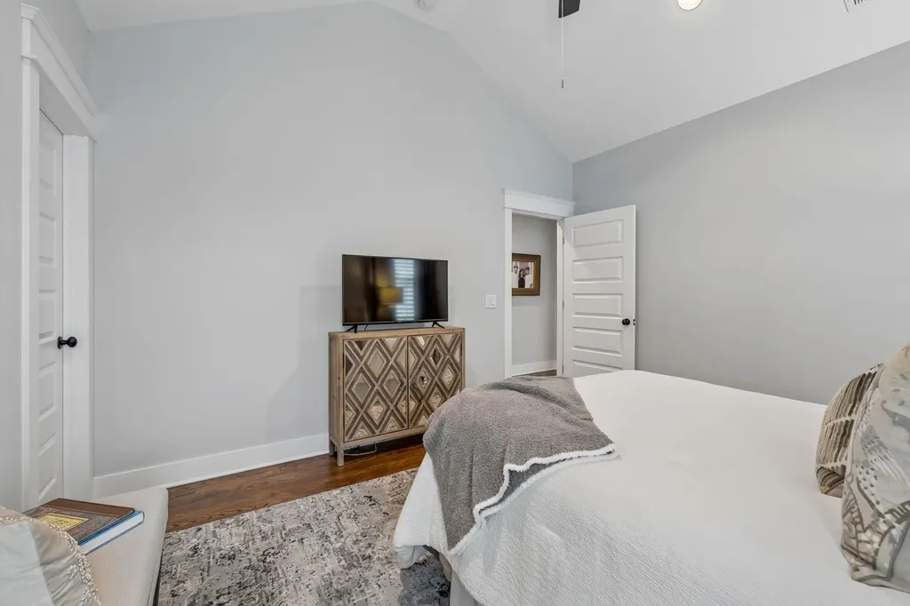 3410 Benham Avenue Nashville TN 37215