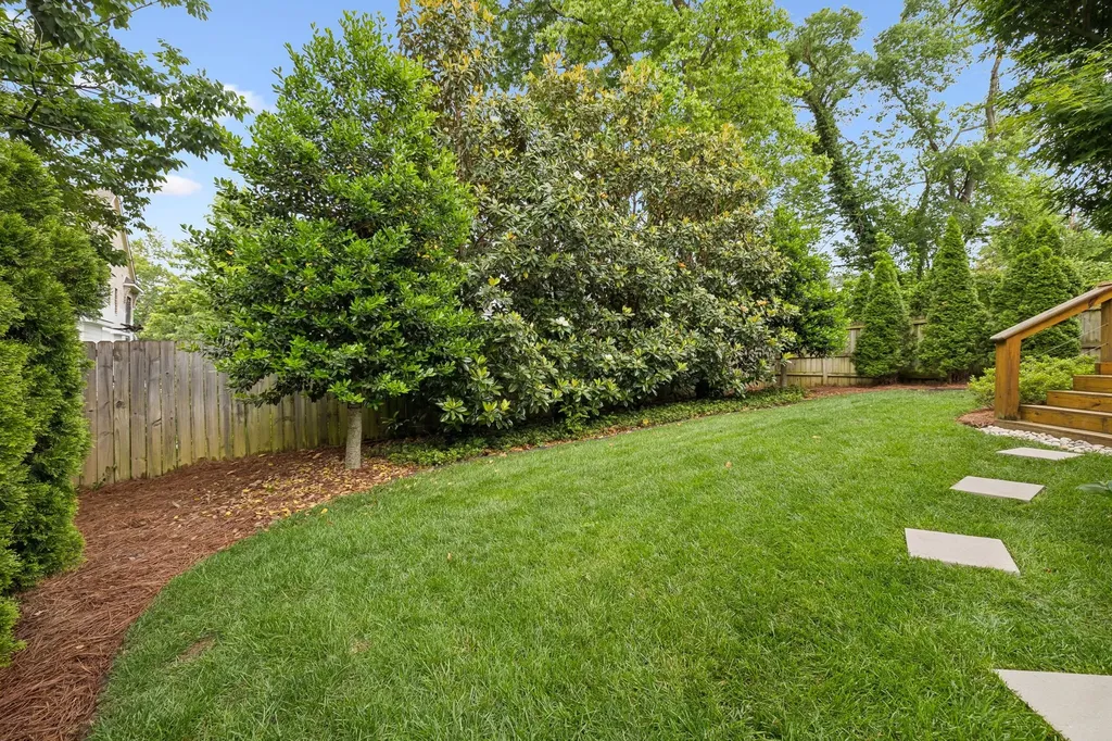 3410 Benham Avenue Nashville TN 37215