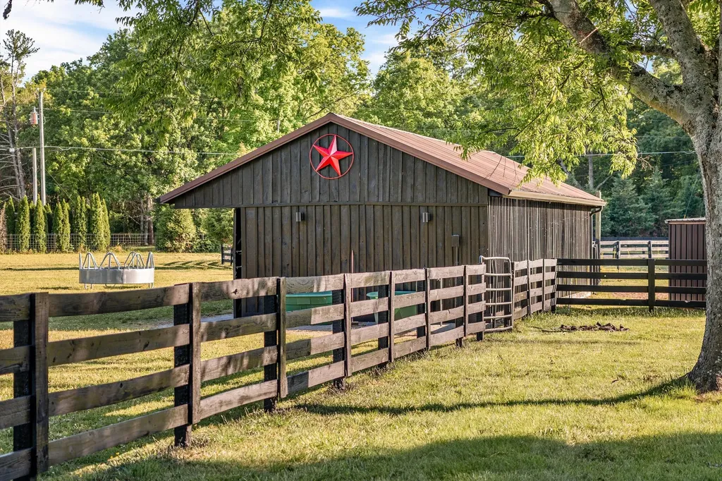 2031 Maple Lane Franklin TN 37067