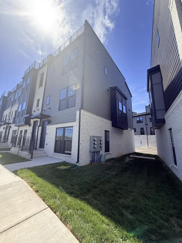 511 City Scape Nashville TN 37218