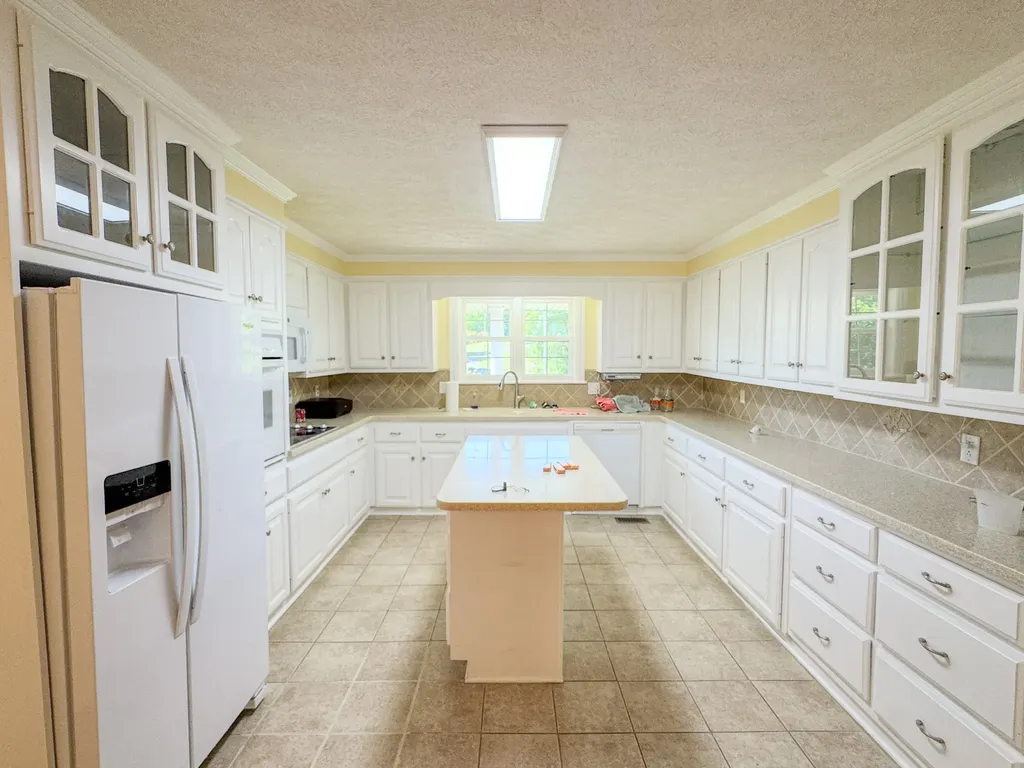 2965 Fort Blount Road Hartsville TN 37074