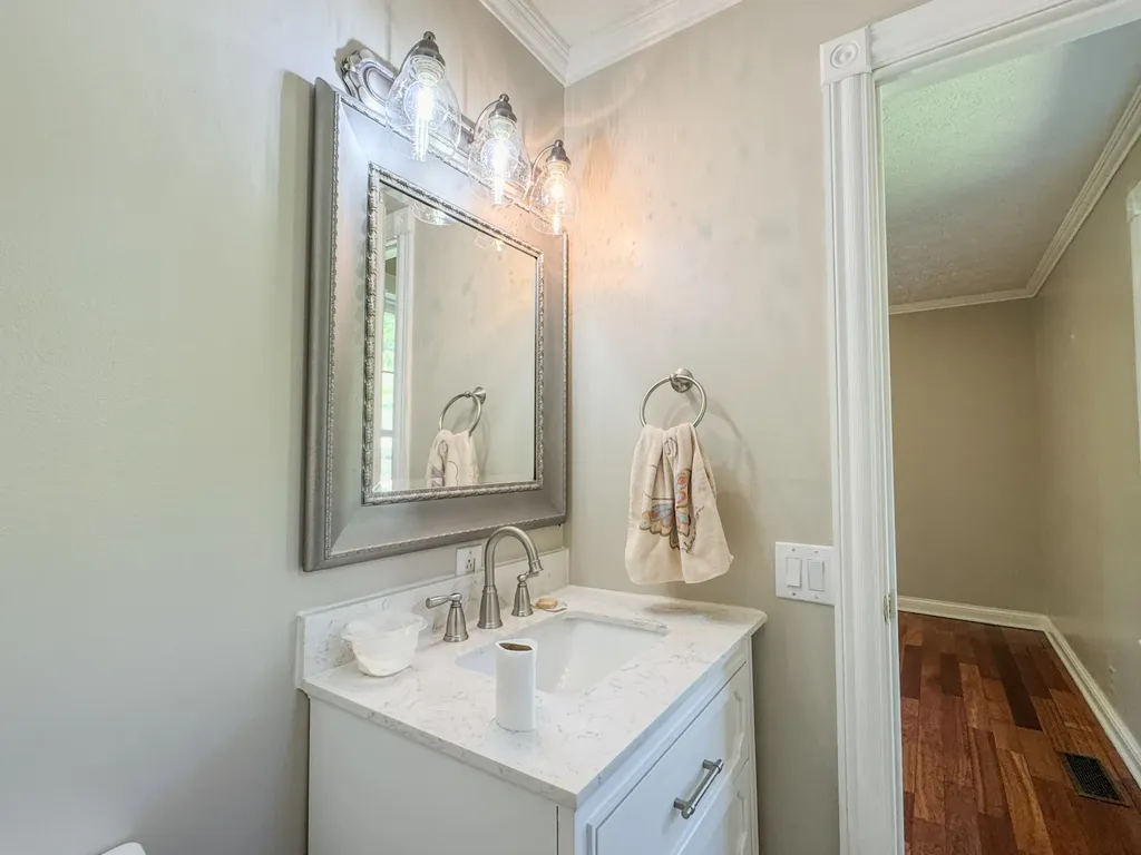2965 Fort Blount Road Hartsville TN 37074