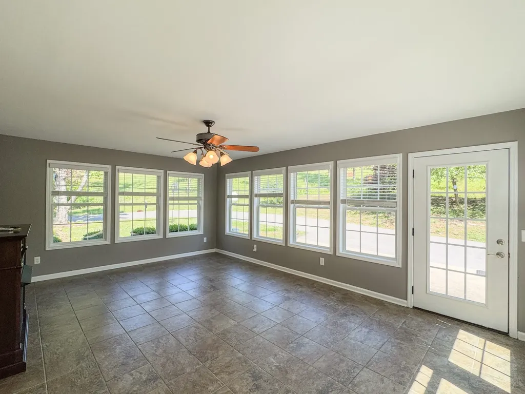 2965 Fort Blount Road Hartsville TN 37074