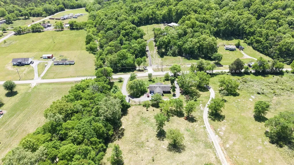 2965 Fort Blount Road Hartsville TN 37074