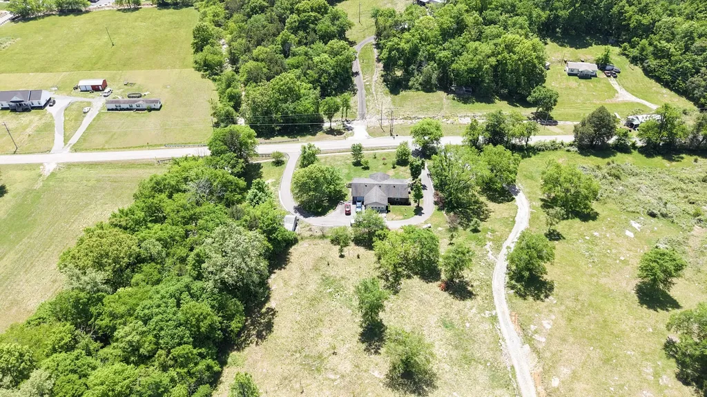 2965 Fort Blount Road Hartsville TN 37074
