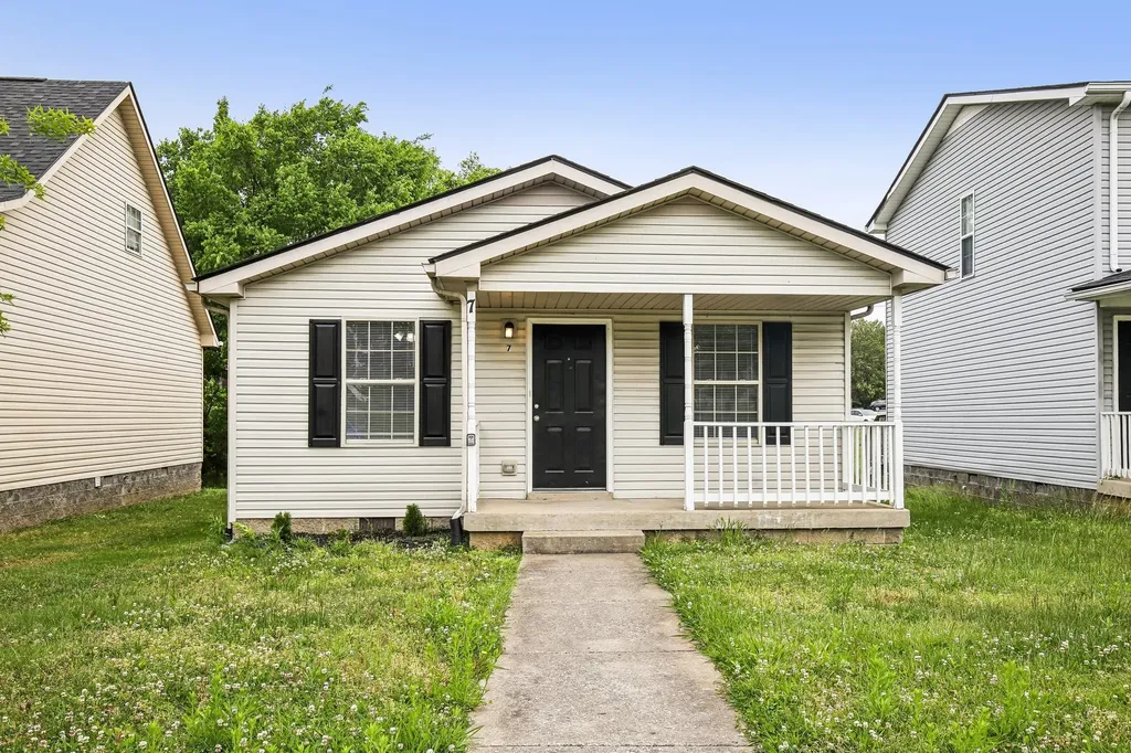 2607 Landrum Ct Lot 7 Springfield TN 37172
