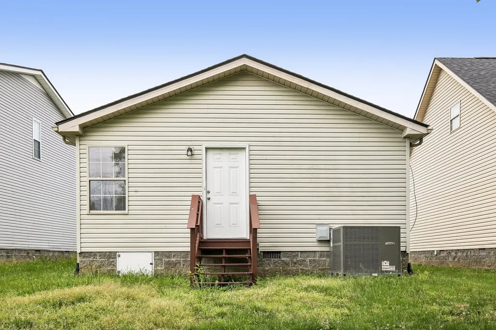 2607 Landrum Ct Lot 7 Springfield TN 37172