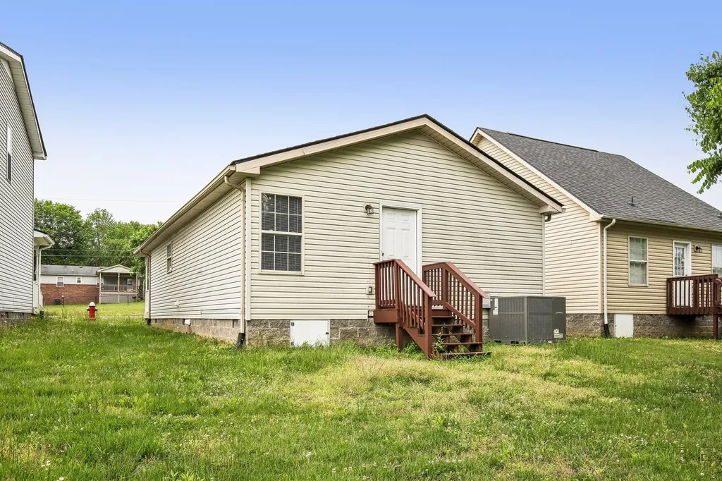 2607 Landrum Ct Lot 7 Springfield TN 37172
