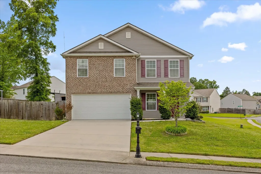 10 Dragoon Court Rossville GA 30741