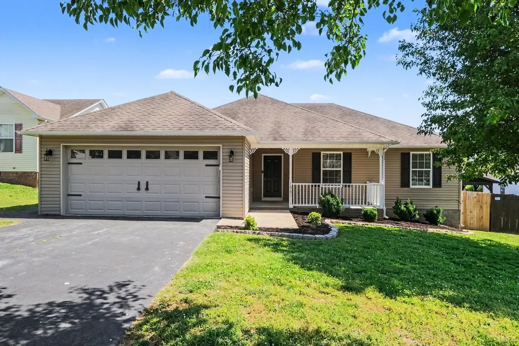 1847 Emily Lane Columbia TN 38401