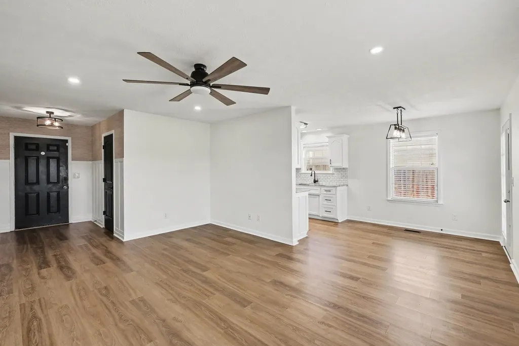 1847 Emily Lane Columbia TN 38401