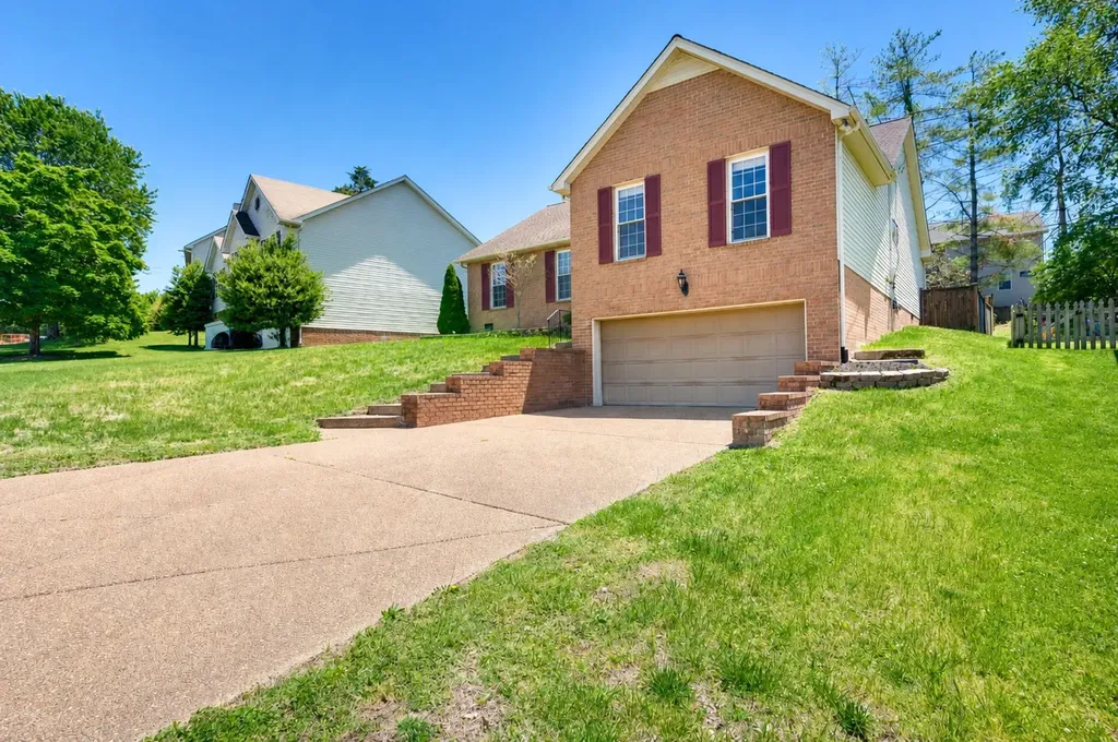 6113 Bradford Hills Drive Nashville TN 37211